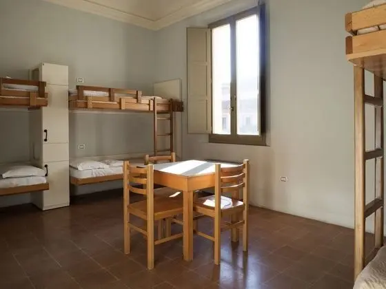 Family Oda, Banyolu/Duşlu, Avlu Manzaralı