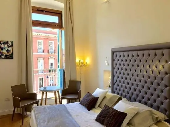 Deluxe Tek Büyük veya İki Ayrı Yataklı Oda, Balkon, Şehir Manzaralı