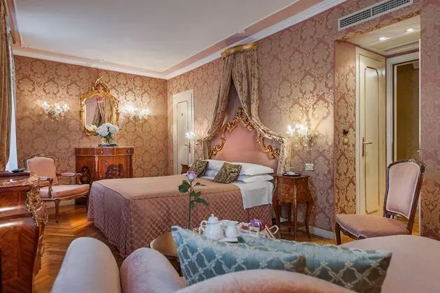 Deluxe Oda, Kanal Manzaralı