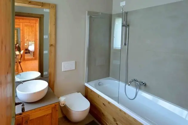 Business Tek Büyük Yataklı Oda, 1 En Büyük (King) Boy Yatak, Dağ Manzaralı (two)