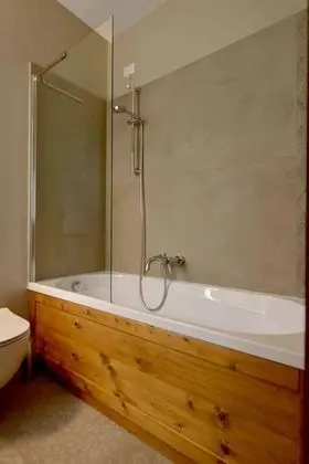 Business Tek Büyük Yataklı Oda, 1 En Büyük (King) Boy Yatak, Dağ Manzaralı (two)