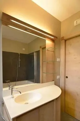 Traditional Tek Büyük Yataklı Oda, 1 En Büyük (King) Boy Yatak, Dağ Manzaralı (one)