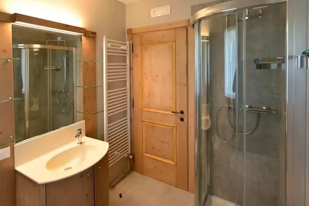 Traditional Tek Büyük Yataklı Oda, 1 En Büyük (King) Boy Yatak, Dağ Manzaralı (one)