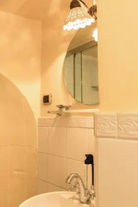 Basic Tek Büyük Yataklı Oda (Rossini)