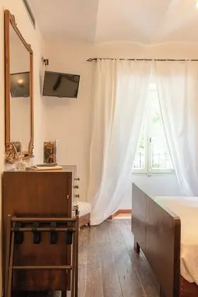 Deluxe Tek Büyük Yataklı Oda (Raffaello)