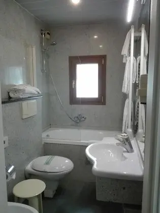 Standard Üç Kişilik Oda