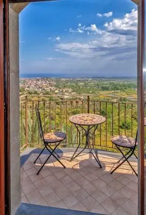 Panoramic Tek Büyük Yataklı Oda