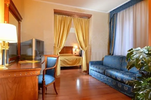 Standard Üç Kişilik Oda