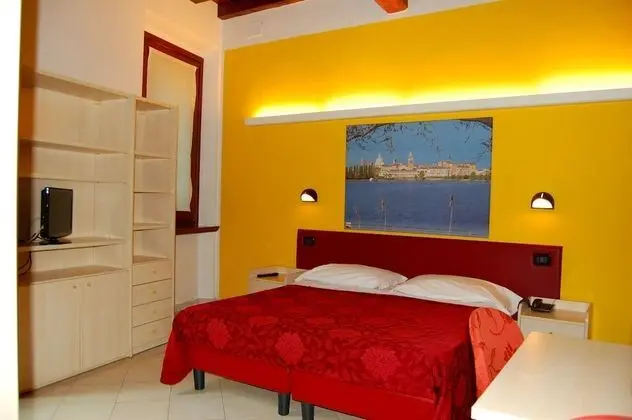 Tek Kişilik Oda, 1 Yatak Odası