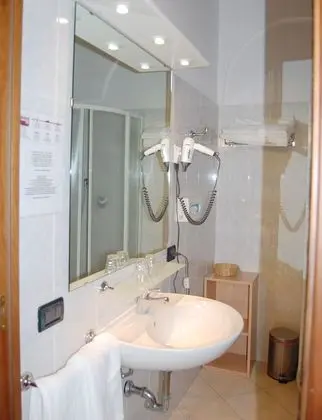 Tek Kişilik Oda, 1 Yatak Odası