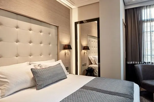 Junior Süit, Balkon