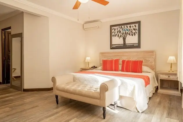 Single Senorial Room