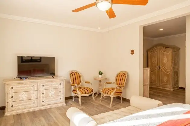 Single Senorial Room
