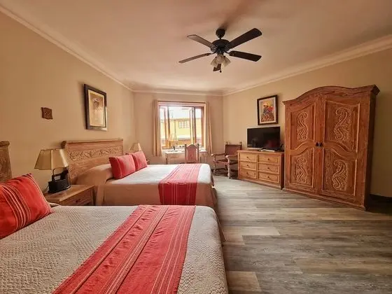 Triple Senorial Room