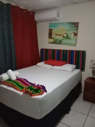 Deluxe Büyük Yataklı Tek Kişilik Oda, 1 Yatak Odası, Özel Banyo