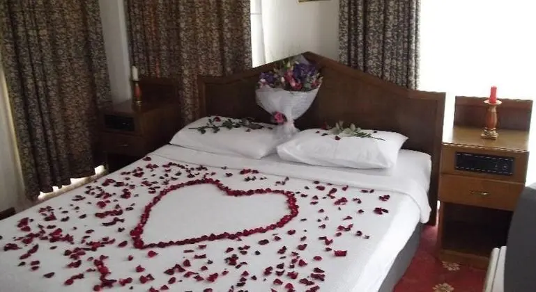 Standart Oda, Şehir Manzaralı