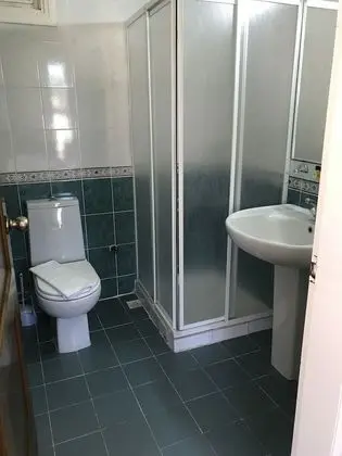 Üç Kişilik Oda