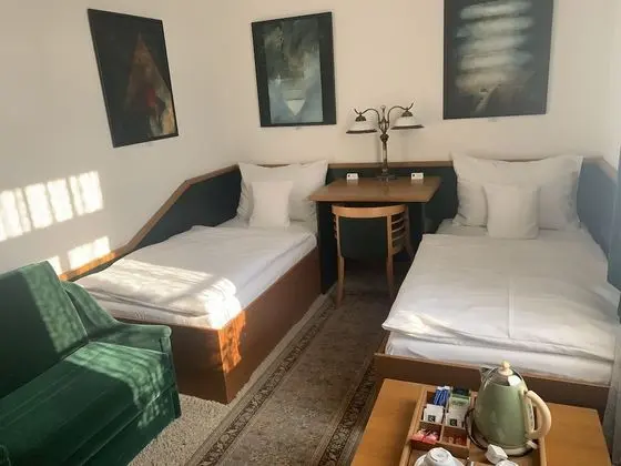 Deluxe Tek Büyük Yataklı Oda, Bahçe Manzaralı (Double room 006)