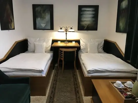 Deluxe Tek Büyük Yataklı Oda, Bahçe Manzaralı (Double room 006)
