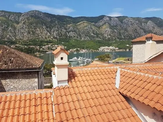 Oda, Koy Manzaralı