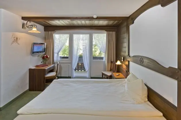 Standard Tek Büyük Yataklı Oda, 1 Büyük (Queen) Boy Yatak, Dağ Manzaralı