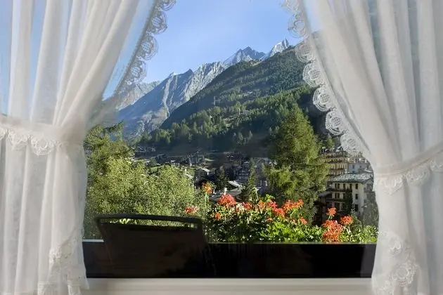 Standard Tek Büyük Yataklı Oda, 1 Büyük (Queen) Boy Yatak, Dağ Manzaralı