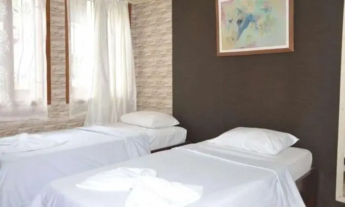Standard Üç Kişilik Oda, Şehir Manzaralı