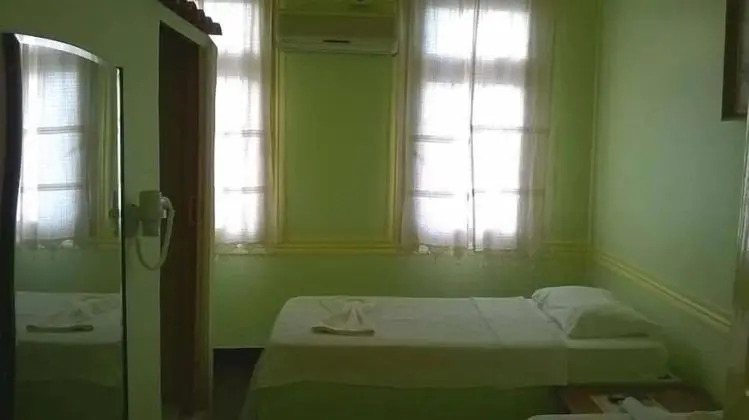 Standard Üç Kişilik Oda, Şehir Manzaralı