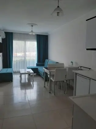 1+1 Aile Odası, Kara Manzaralı