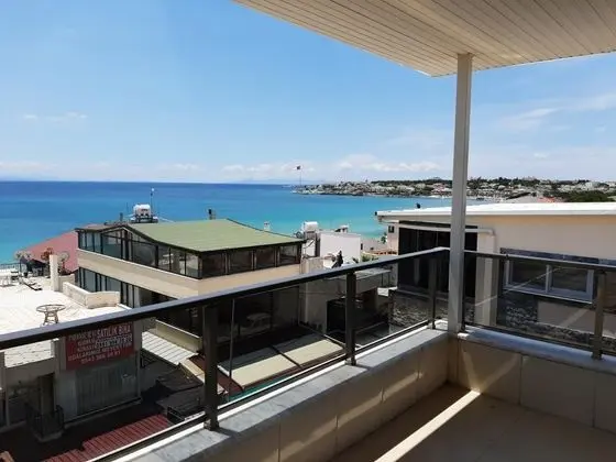 Aile Odası, Deniz Manzaralı, Teraslı
