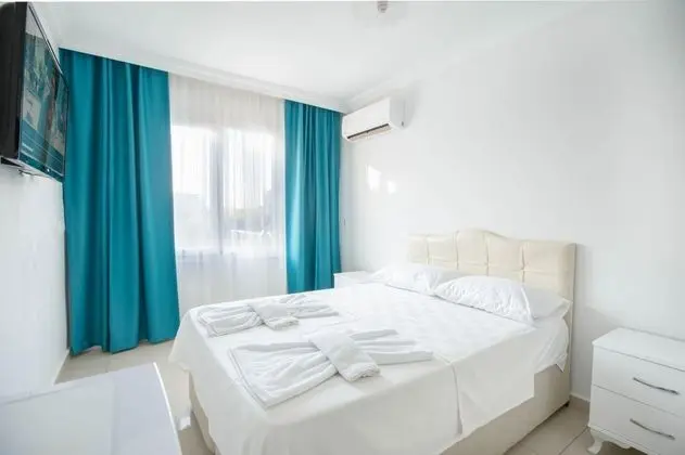 Studio, Bahçe Manzaralı