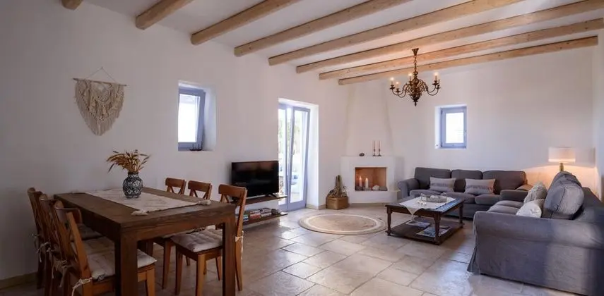 Superior Villa Ino