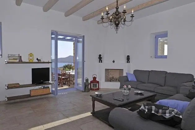 Superior Villa Ino