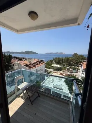 Standart Oda, Deniz Manzaralı, Balkonlu