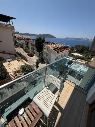 Standart Oda, Kısmi Deniz Manzaralı, Balkonlu