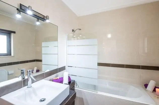 Villa, 3 Yatak Odası, Kişiye Özel Havuzlu, Havuz Manzaralı