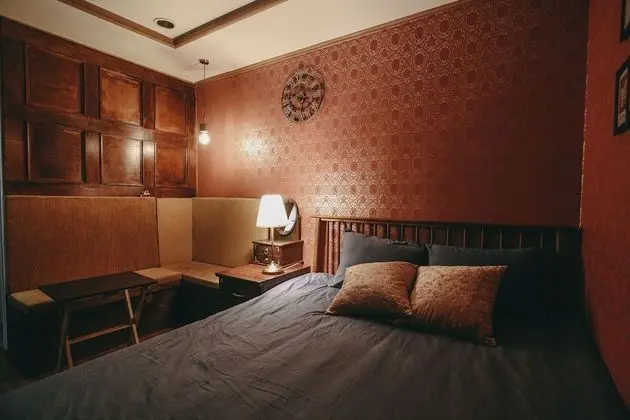 Ev (Antique House)
