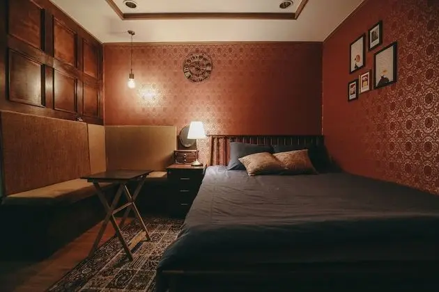 Ev (Antique House)