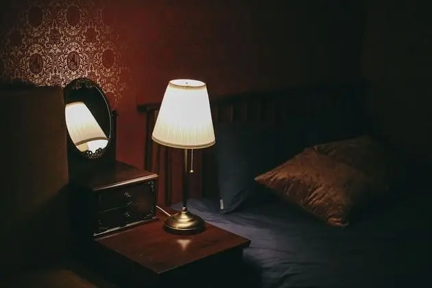 Ev (Antique House)