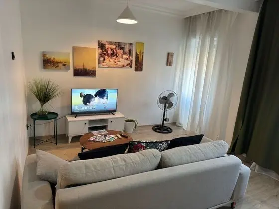 BLUE TWOBEDROOM APART