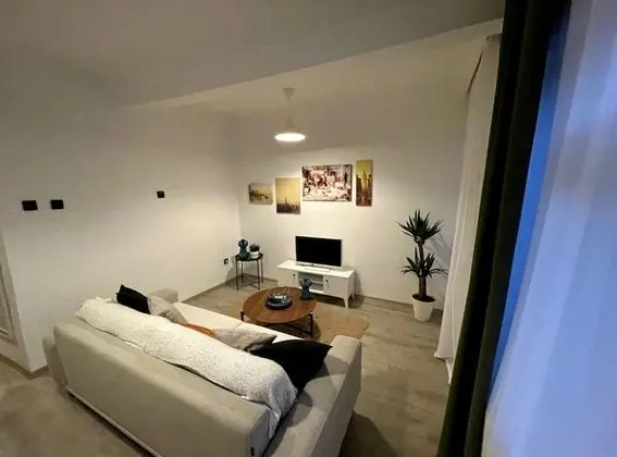 BLUE TWOBEDROOM APART