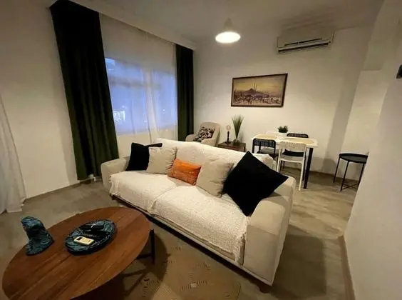 BLUE TWOBEDROOM APART