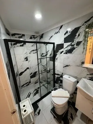 BLUE TWOBEDROOM APART