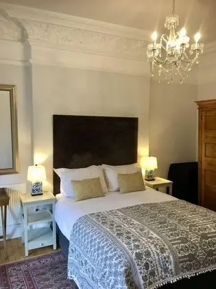 Superior Üç Kişilik Oda, Banyolu/Duşlu