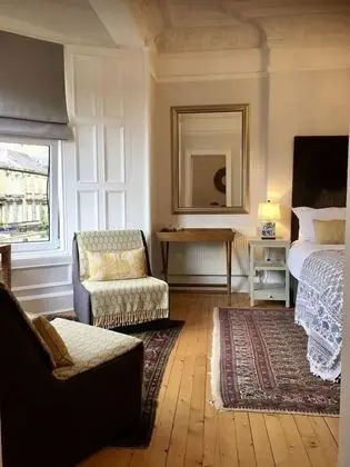 Superior Üç Kişilik Oda, Banyolu/Duşlu