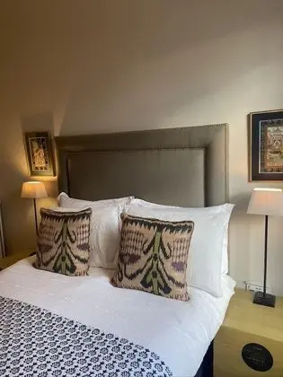 Tek Büyük Yataklı Oda, Banyolu/Duşlu