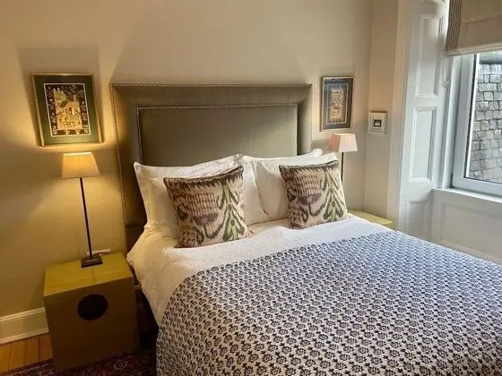 Tek Büyük Yataklı Oda, Banyolu/Duşlu