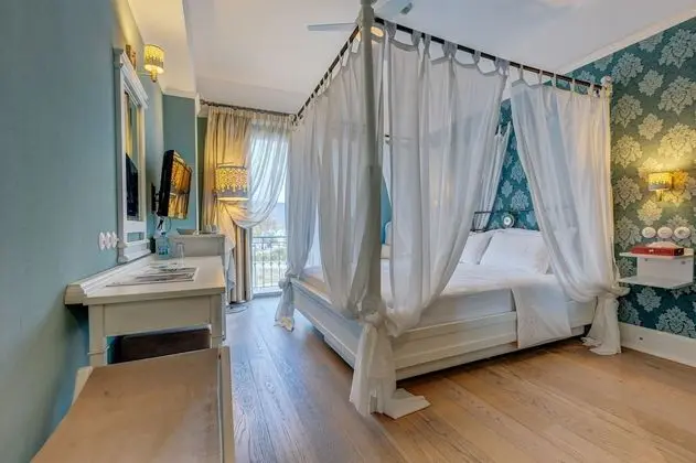Deluxe Tek Büyük Yataklı Oda, Balkon
