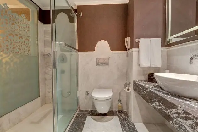 Deluxe Tek Büyük Yataklı Oda, Balkon