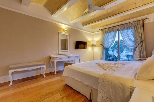Deluxe Tek Büyük Yataklı Oda, Teras
